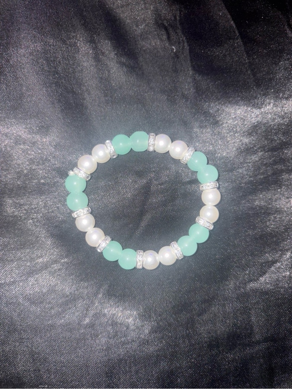 Handmade Pearl & Mint Green Beaded Stretch Bracelet